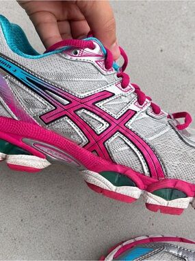 Discontinued ASICS GEL-Evate 3 Women’s 8.5 Rare